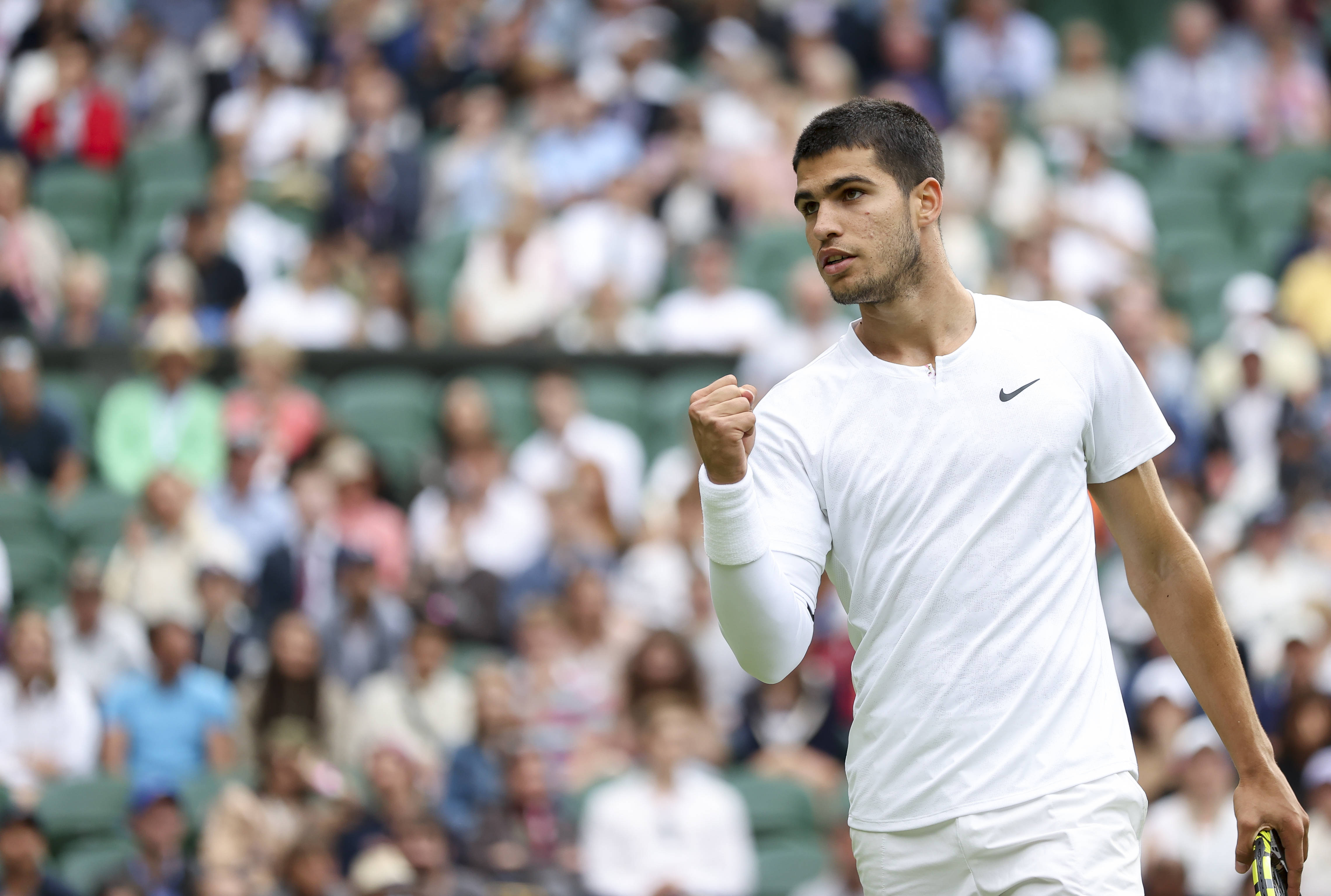 分析比赛中 分析比赛中